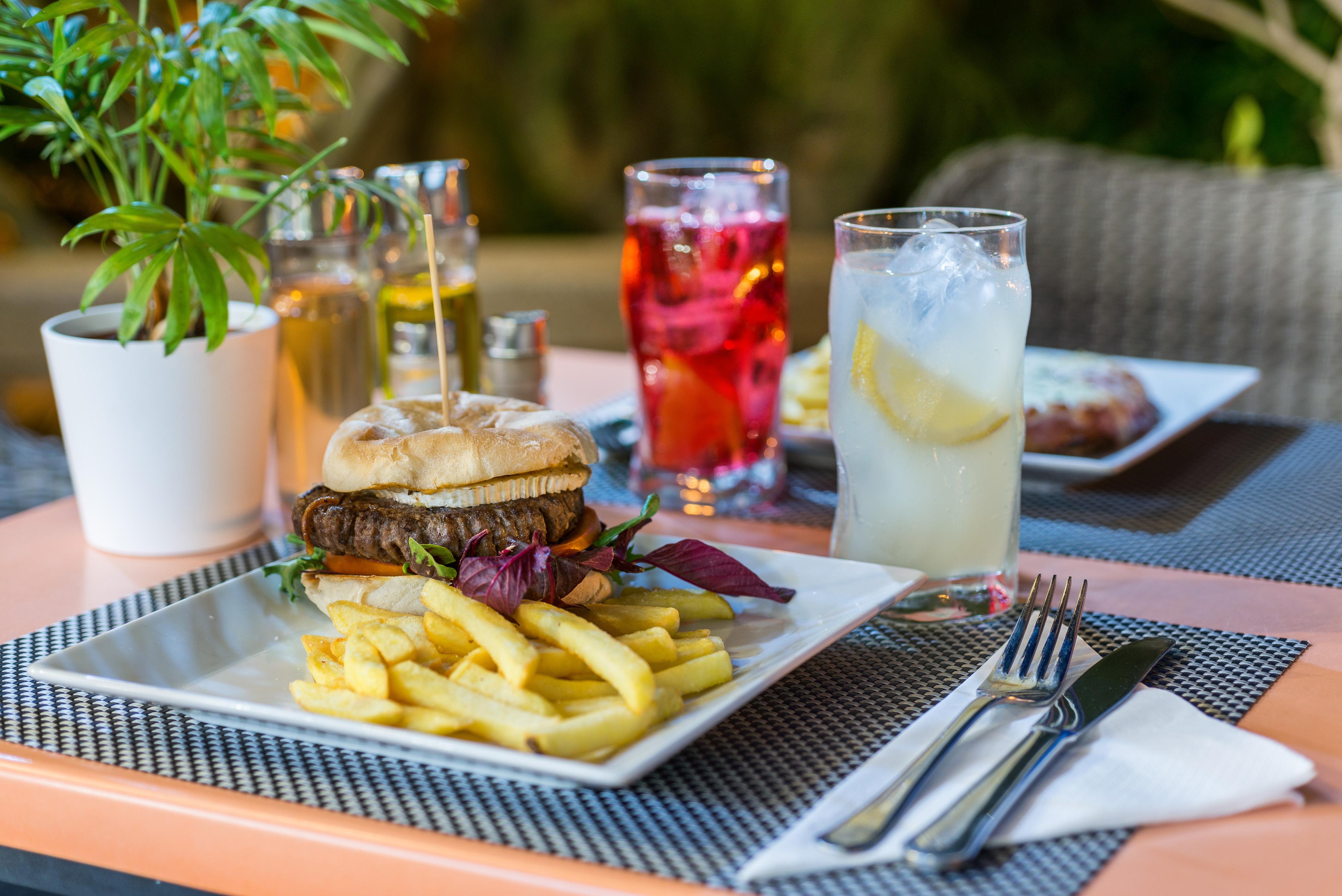 Alcudia Petit - Turismo De Interior Hotel Ngoại thất bức ảnh