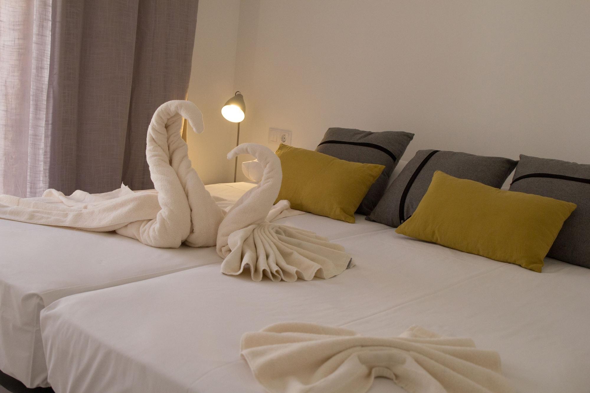 Alcudia Petit - Turismo De Interior Hotel Ngoại thất bức ảnh